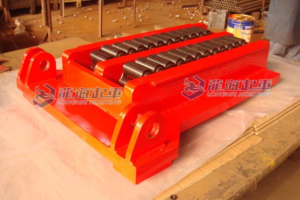 重型設備移運:雙排輪滾輪小車定制實物 重型設備移運:雙排輪滾輪小車定制實物